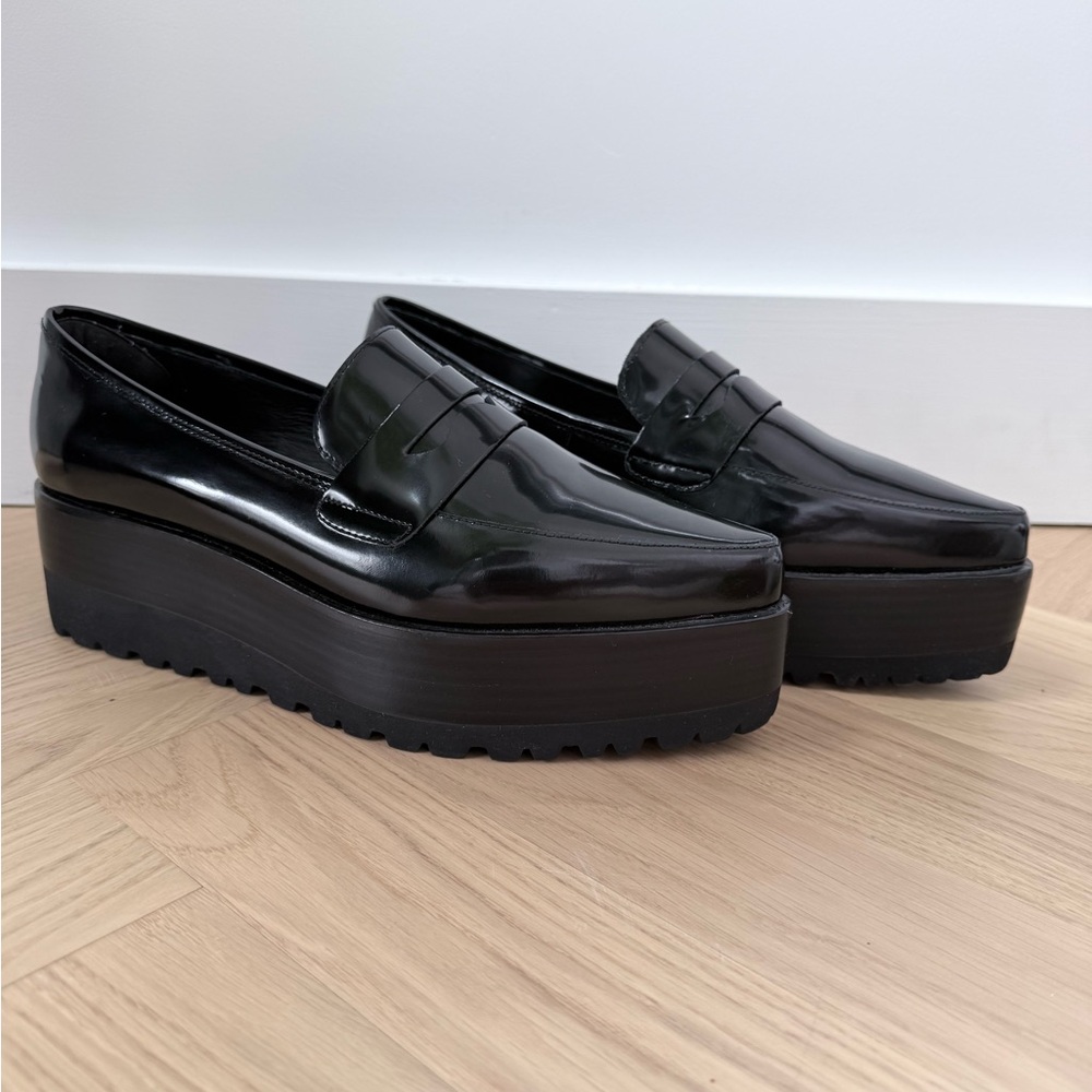 Jeffrey Campbell Suit-You Pointed toe loafer